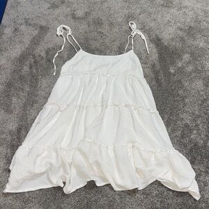 Elegant White Sleeveless dress